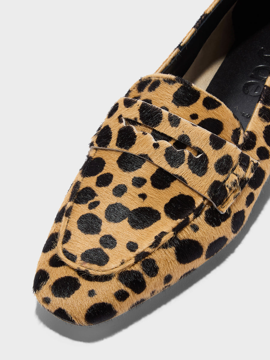 Aeyde | Alfie Leather Flats for Women | Beige/Black Ponyhair | Square Toe | Flat Heel | Heel Details