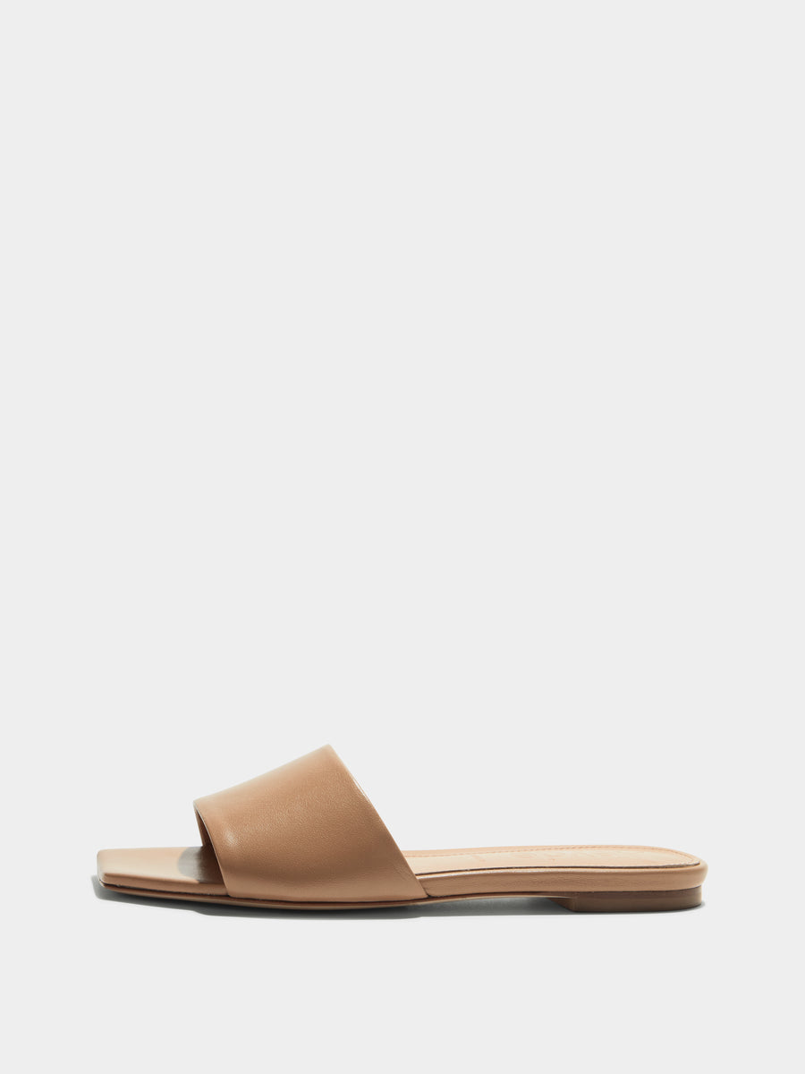 Aeyde | Anna Leather Flat Sandals for Women | Hazelnut Nappa | Square Toe | Flat Heel | Side View [x=50,y=85]
