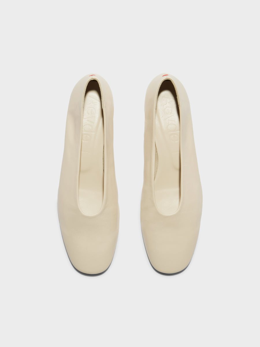 Aeyde | Delia Leather Flats for Women | Creamy Nappa | Round Toe | Low Heel | Luxury Materials | Handmade in Italy
