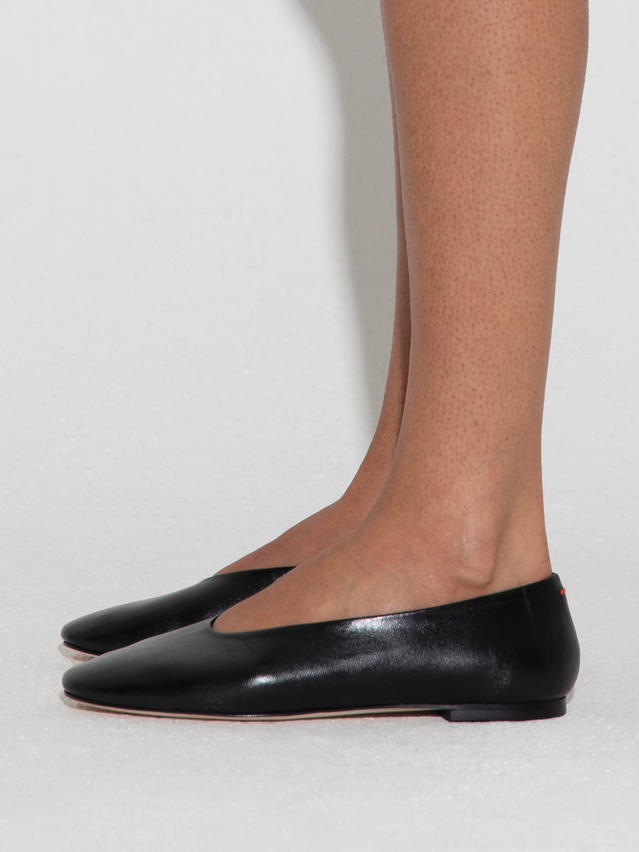 Aeyde | Kirsten Leather Flats for Women | Black Nappa | Round Toe | Flat Heel | How to Style