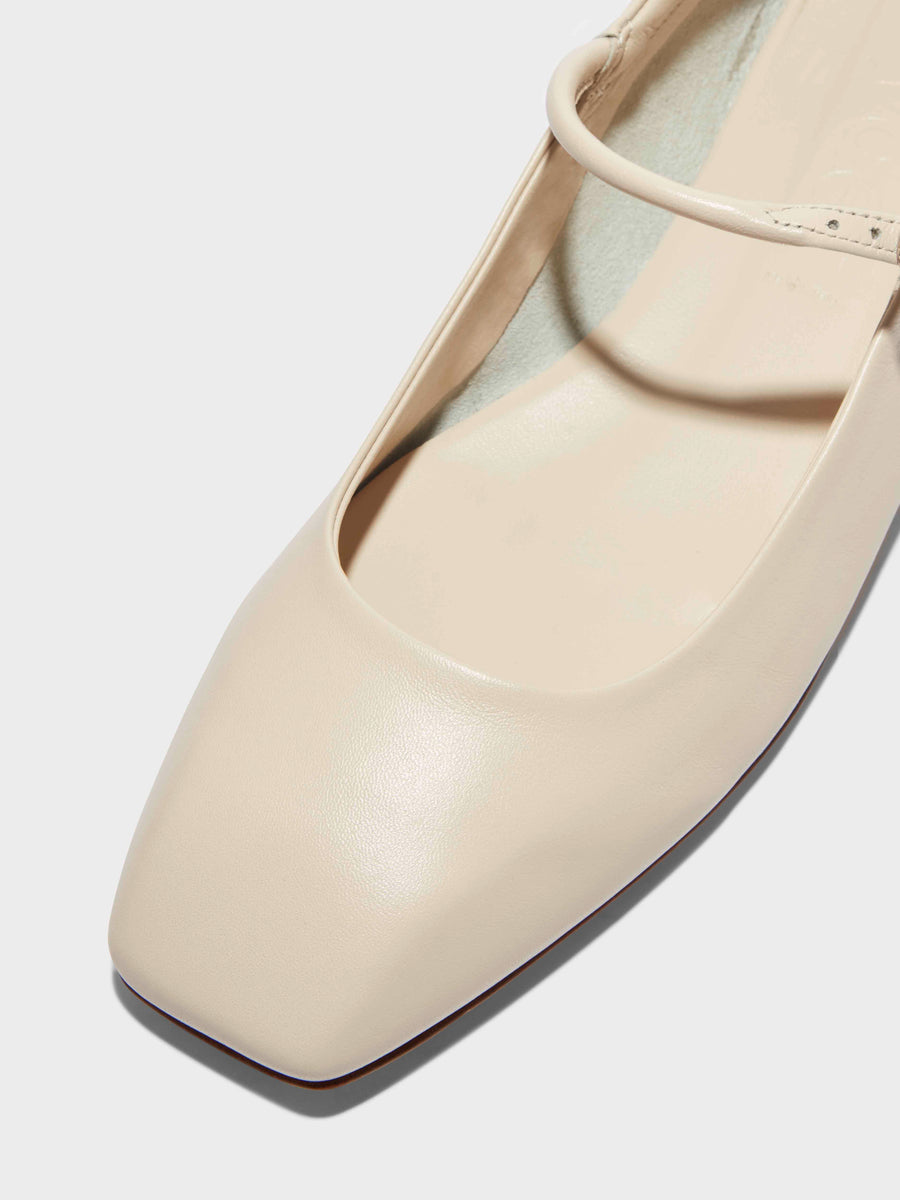 Aeyde | Uma Leather Flats for Women | Creamy Nappa | Square Toe | Flat Heel | Luxury Materials | Handmade in Italy [x=50,y=85]