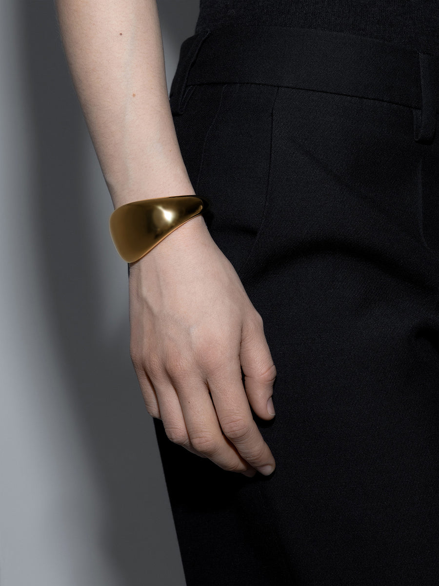 Aeyde | Wess 18kt Gold-Plated Bracelet for Women | Luxury Materials | Handmade in Italy | How to Style [x=50,y=50]