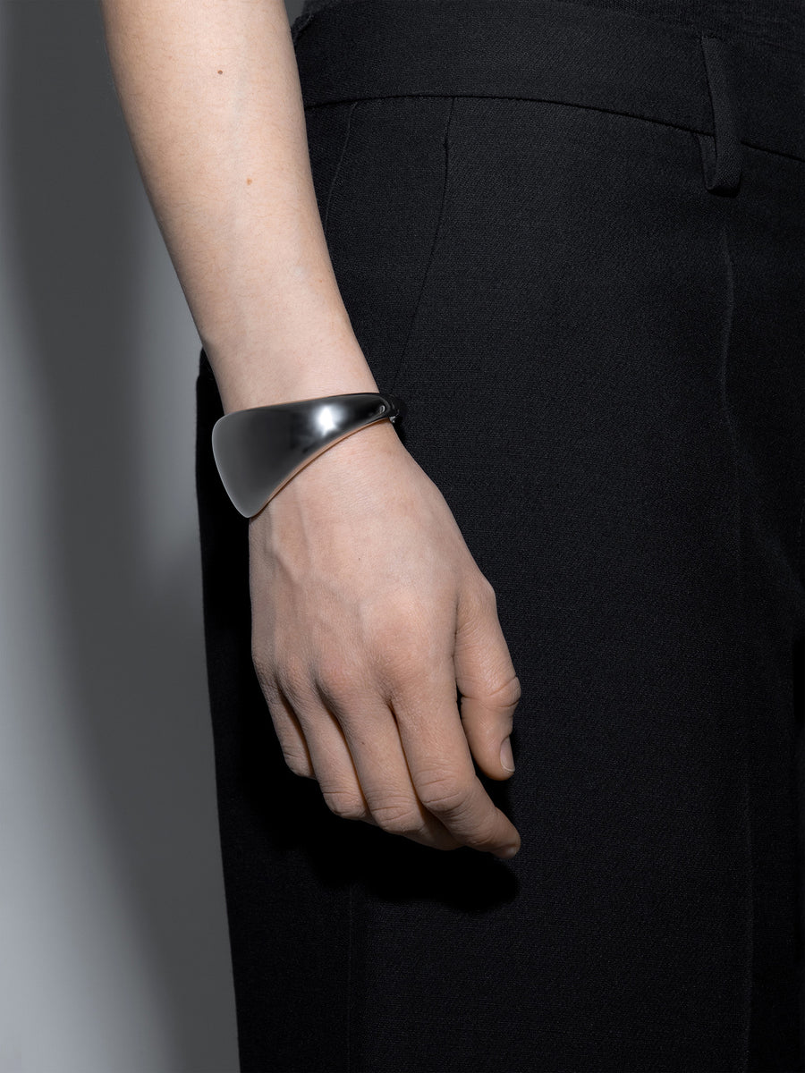 Aeyde | Wess Palladium-Plated Bracelet for Women | Luxury Materials | Handmade in Italy | How to Style [x=50,y=50]